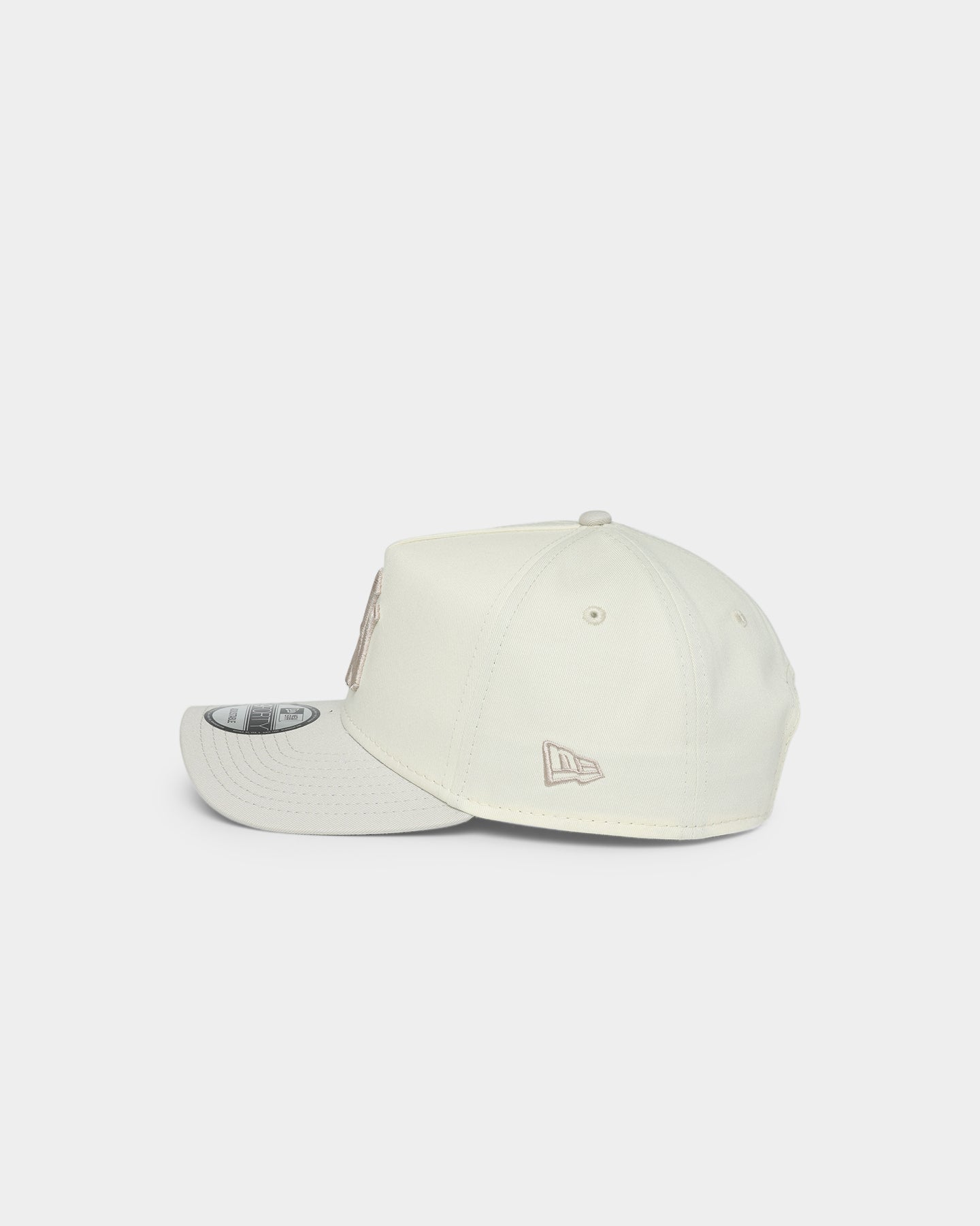New Era New York Yankees 9FORTY A-Frame Snapback Chrome White
