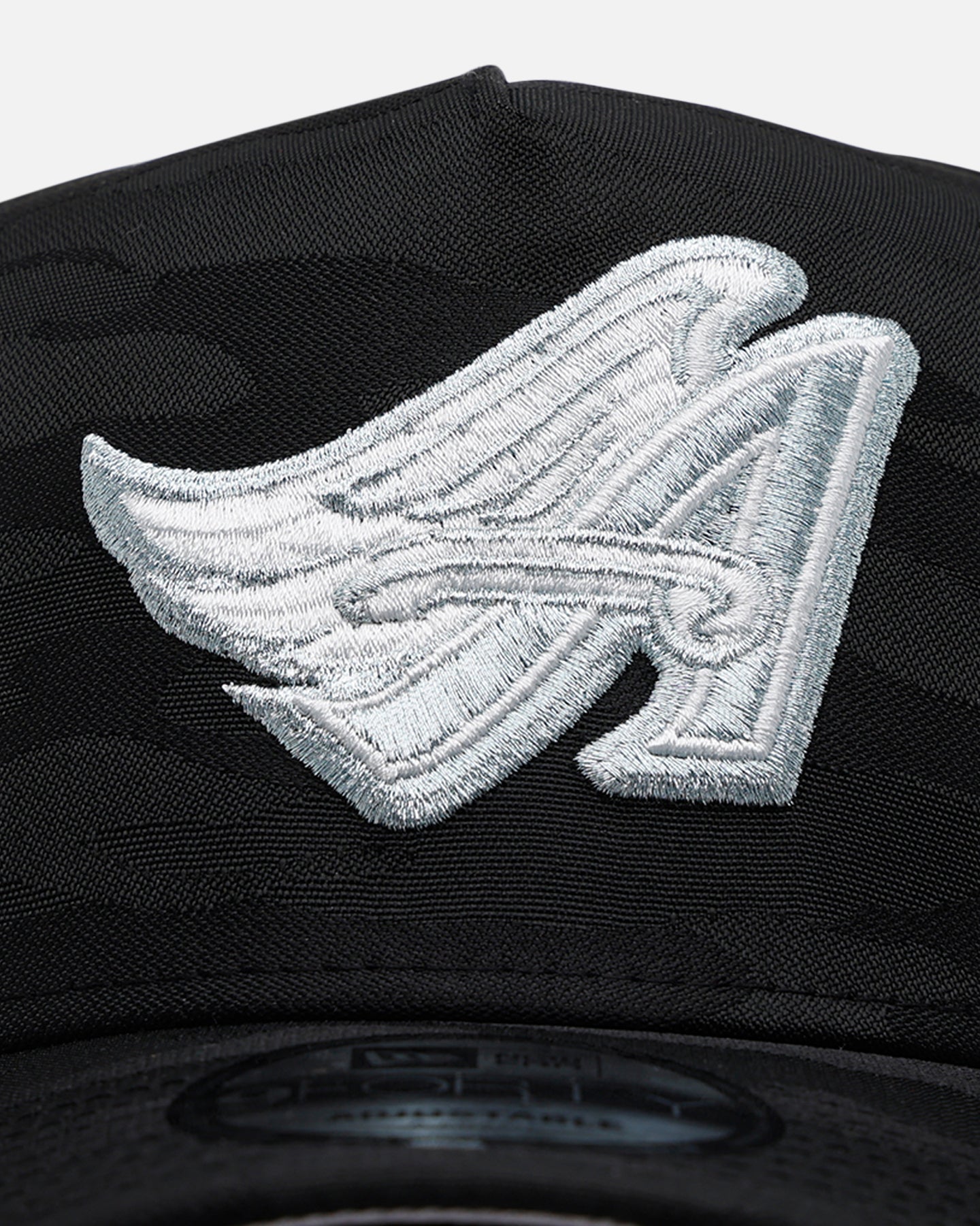 New Era Los Angeles Angels 'Icy Camo' 9FORTY A-Frame Snapback Black/Camo