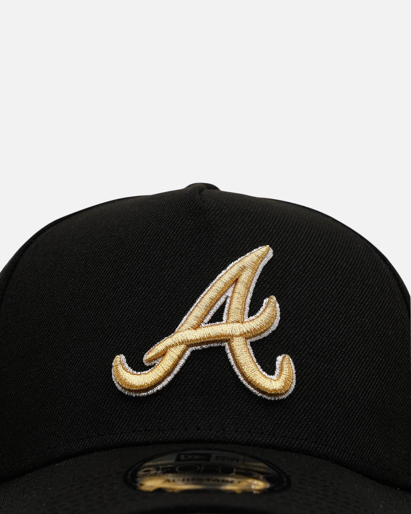 New Era Atlanta Braves 'New Year's Eve' 9FORTY A-Frame Snapback Gold/Silver