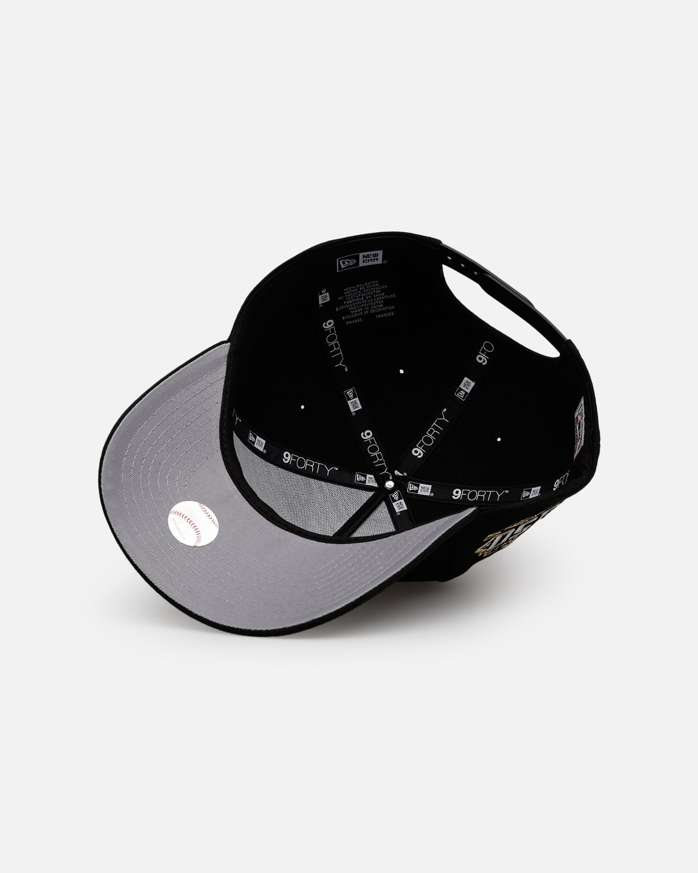 New Era Atlanta Braves 'New Year's Eve' 9FORTY A-Frame Snapback Gold/Silver