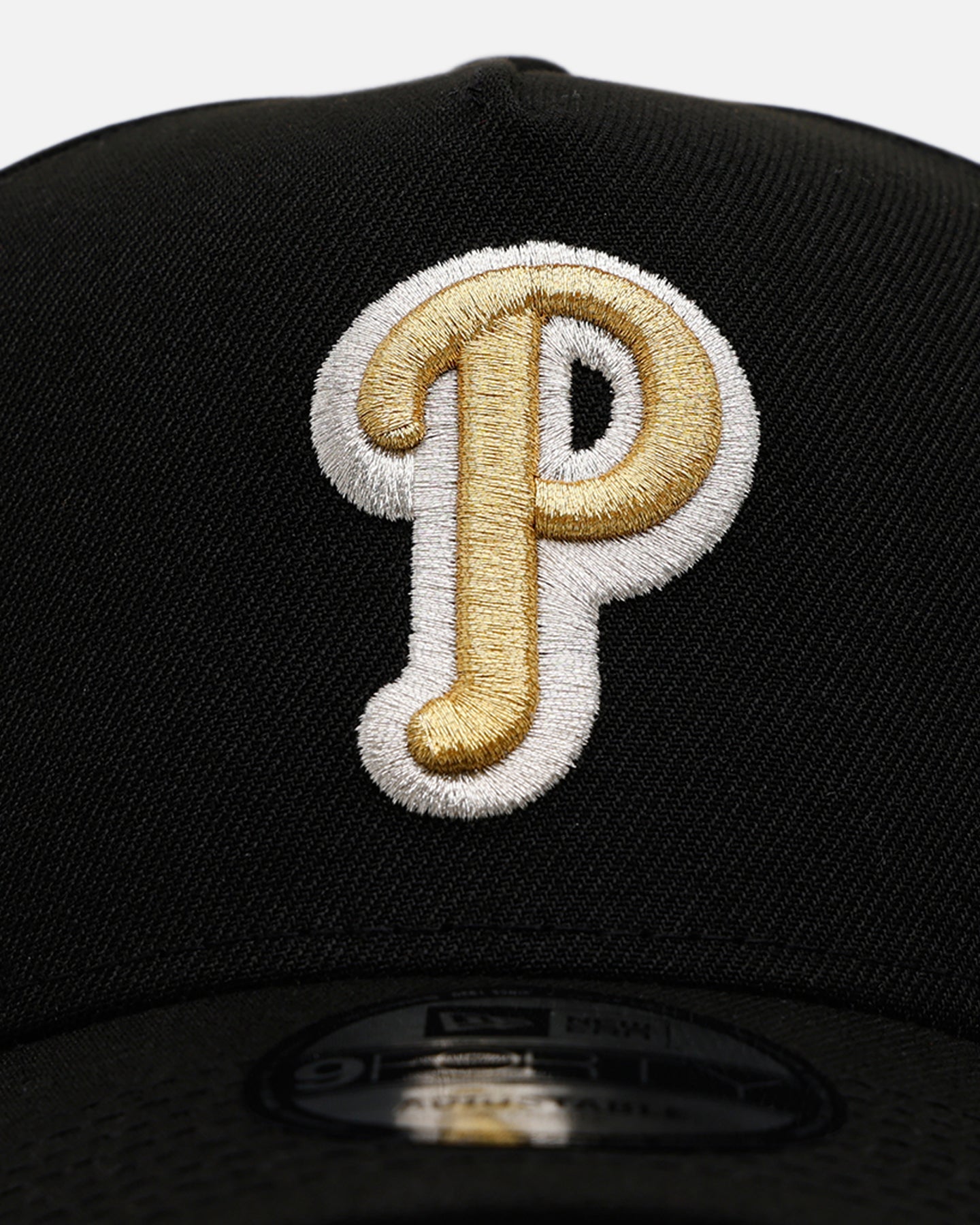 New Era Philadelphia Phillies 'New Year's Eve' 9FORTY A-Frame Snapback Gold/Silver