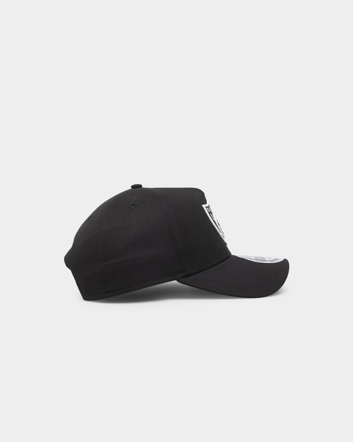 New Era Las Vegas Raiders 'Glow In The Dark Team Logo' 9FORTY A-Frame Custom Snapback Black/White