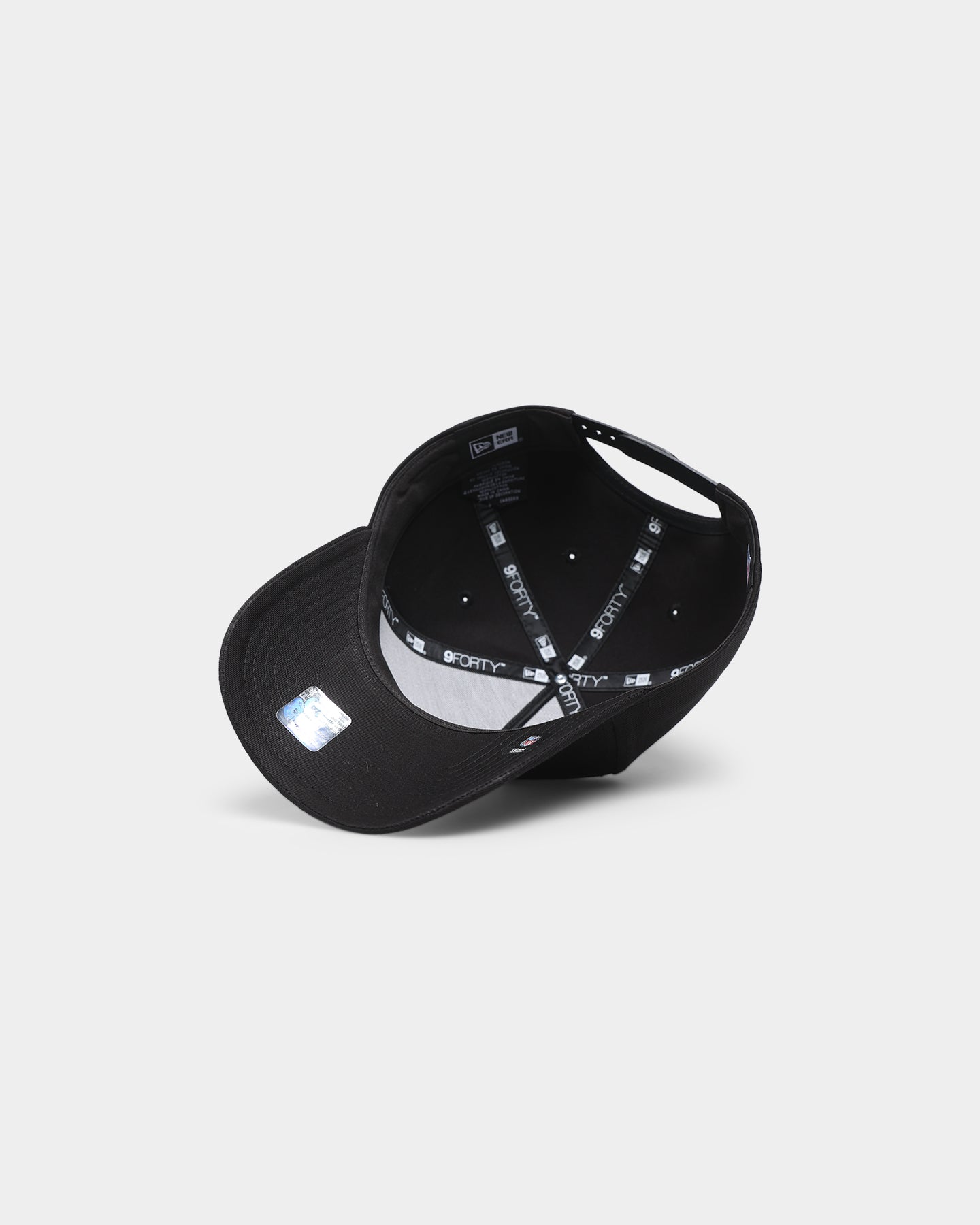 New Era Las Vegas Raiders 'Glow In The Dark Team Logo' 9FORTY A-Frame Custom Snapback Black/White