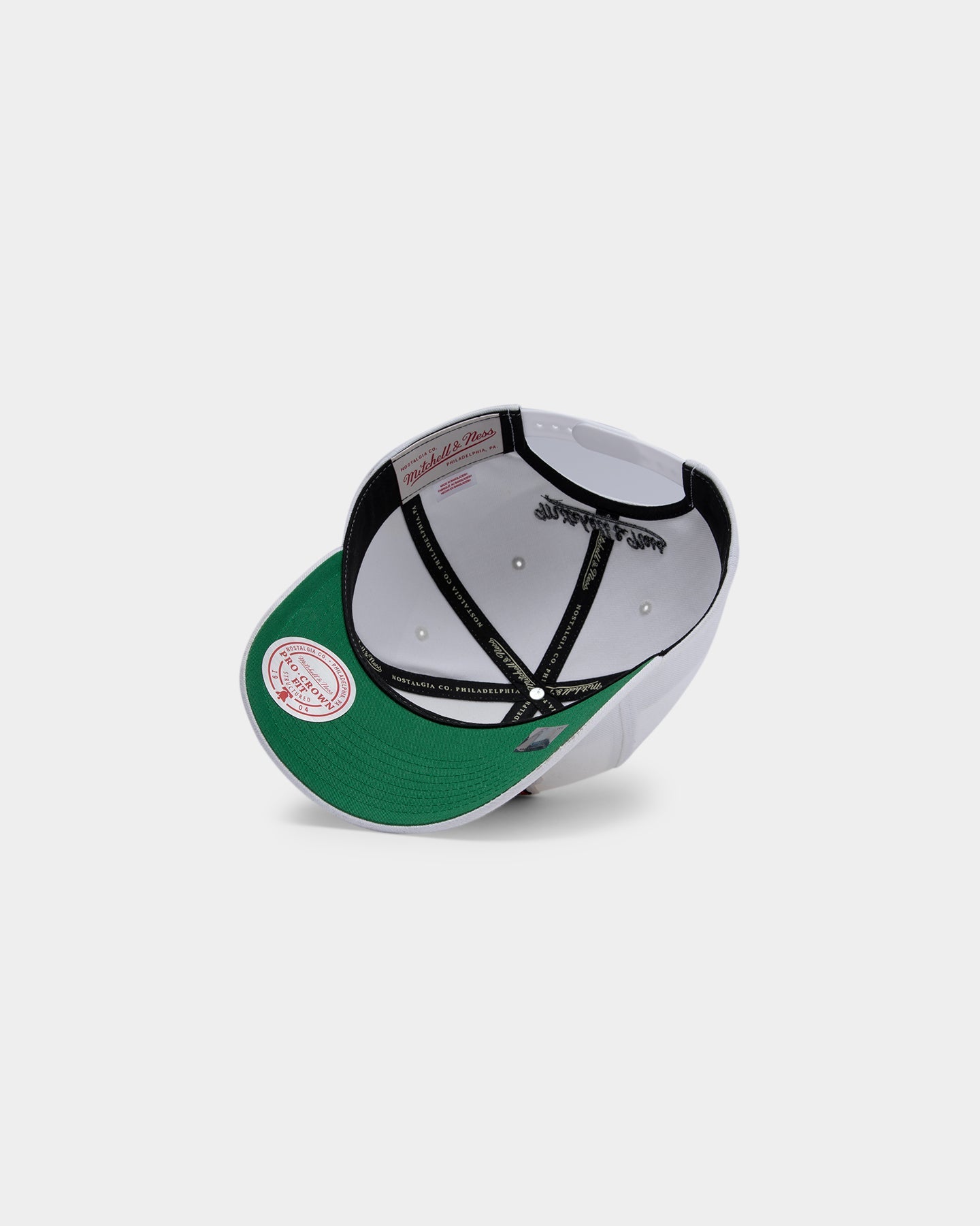 Mitchell & Ness Chicago Bulls '91 Champs Pro Crown Snapback White