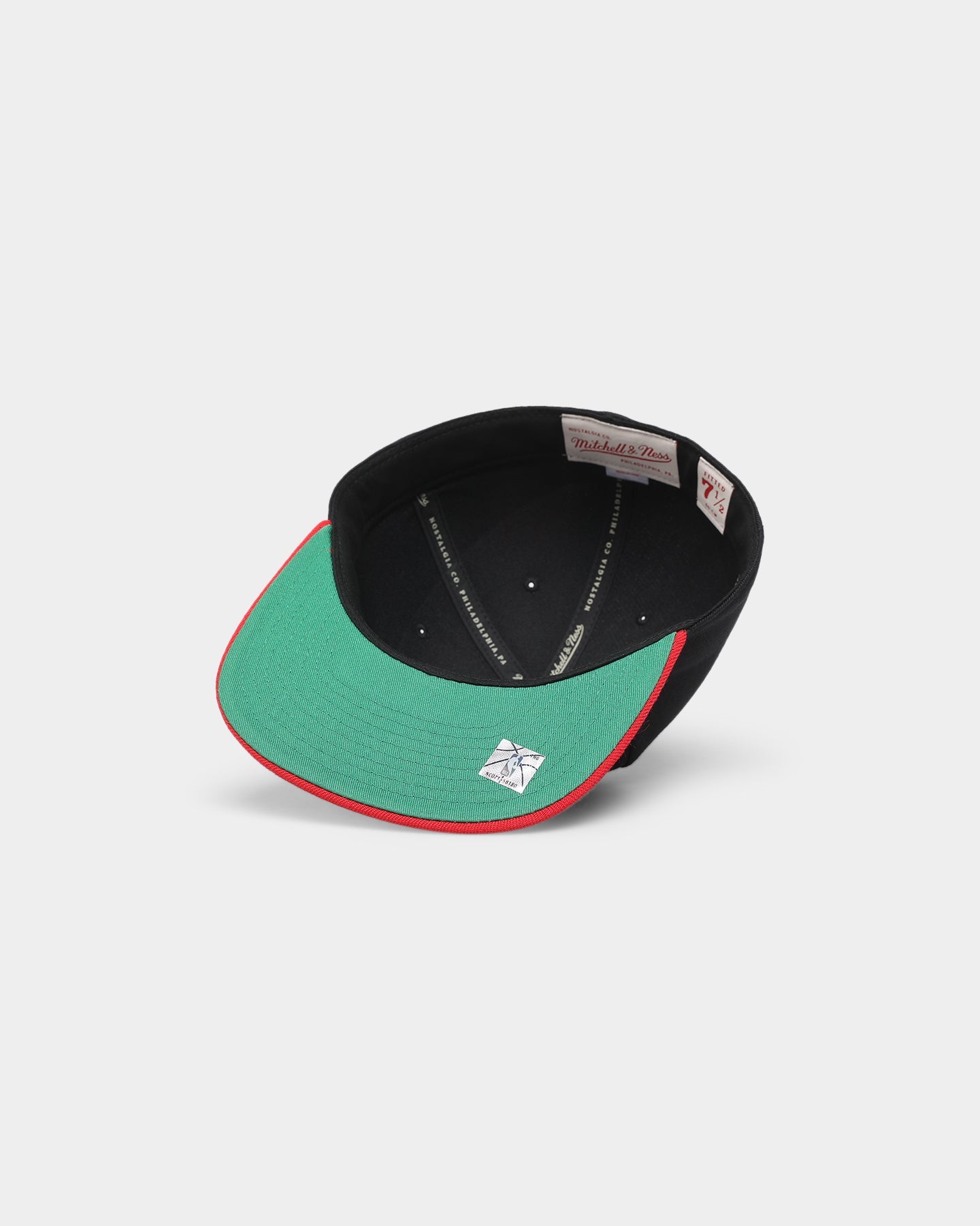Mitchell & Ness Philadelphia 76ers 'Team 2 Tone 2.0 Hardwood Classics' Fitted Black