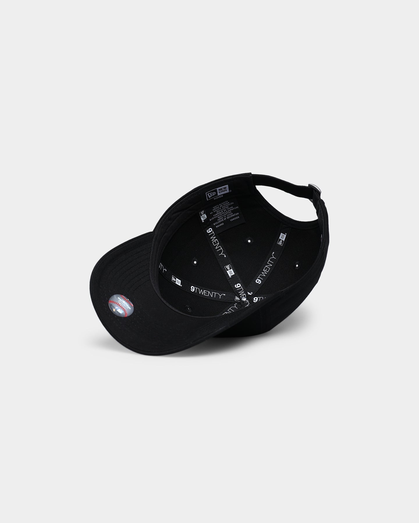 Women's New Era New York Yankees 9TWENTY Strapback Black