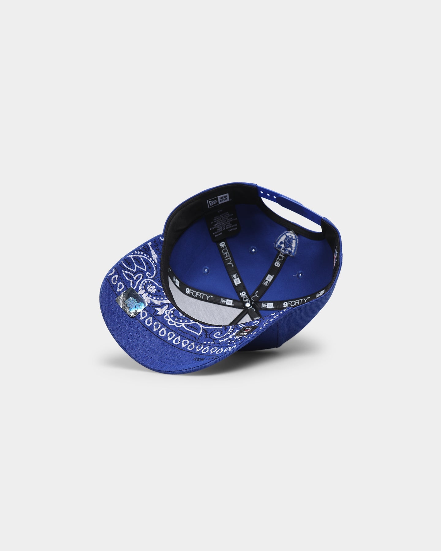 New Era Las Vegas Raiders 'Paisley Royale' Applique 9FORTY A-Frame Snapback Blue/Paisley