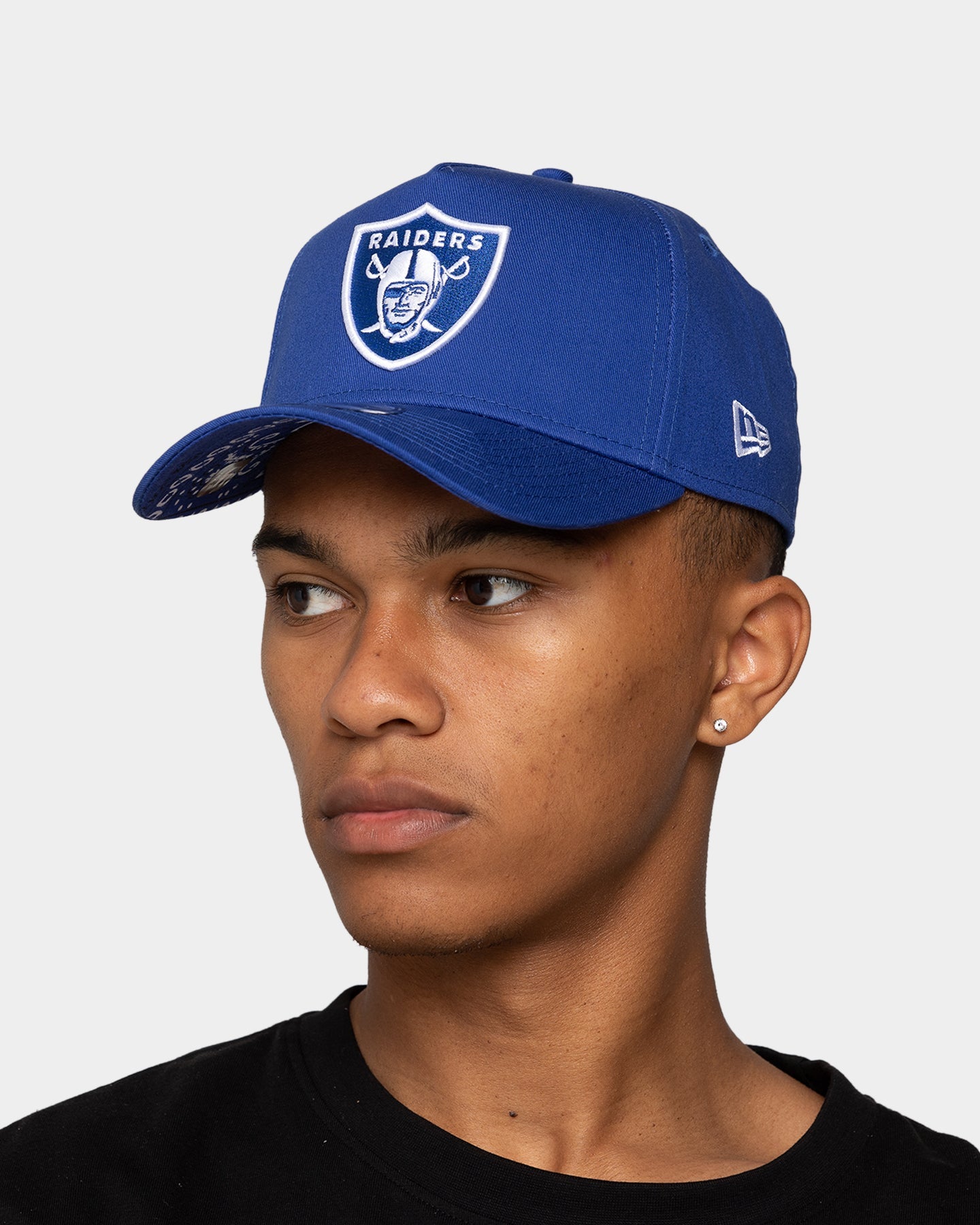 New Era Las Vegas Raiders 'Paisley Royale' Applique 9FORTY A-Frame Snapback Blue/Paisley