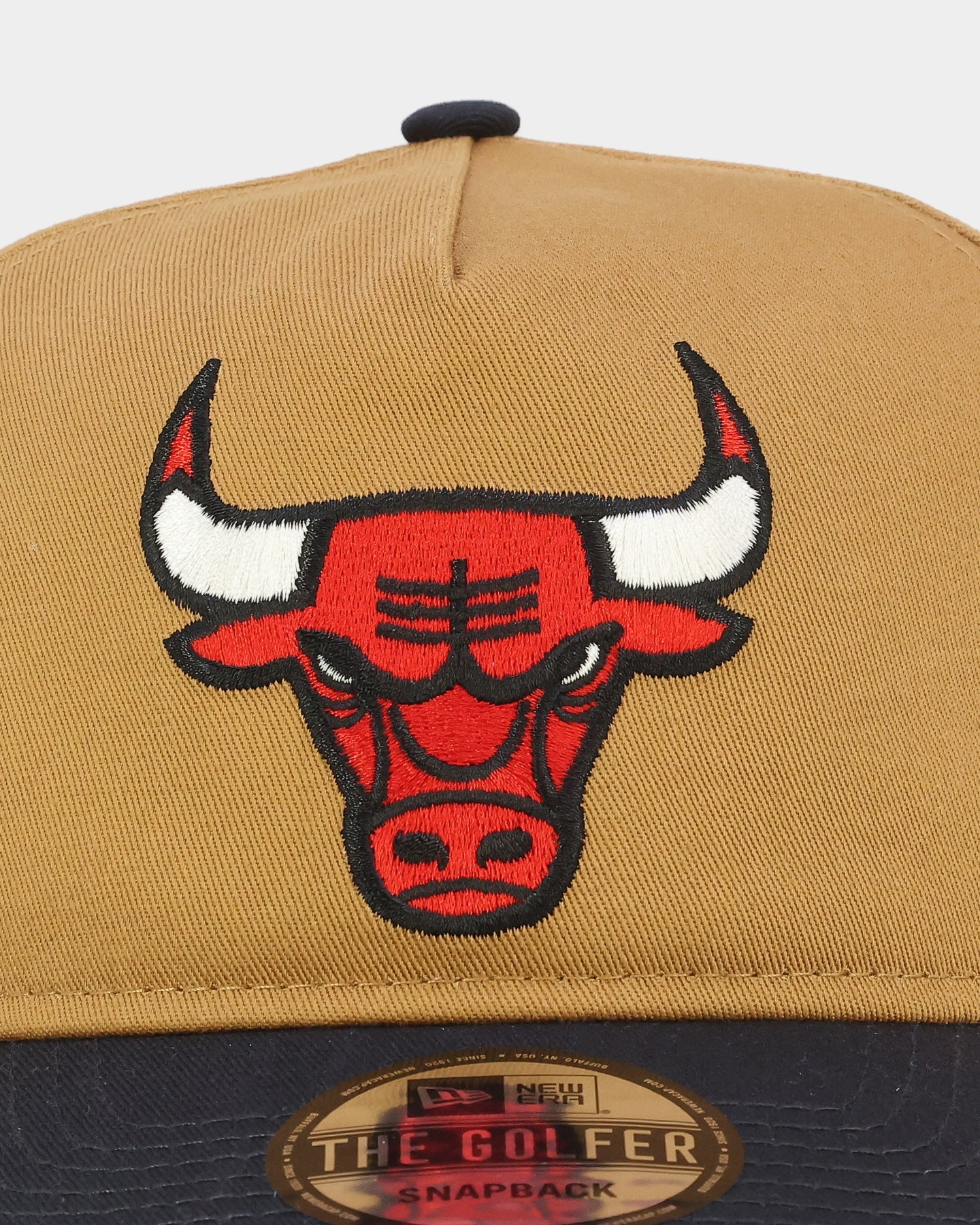 New Era Chicago Bulls 'Midnight Harvest 2-Tone' Old Golfer Snapback Wheat/Navy