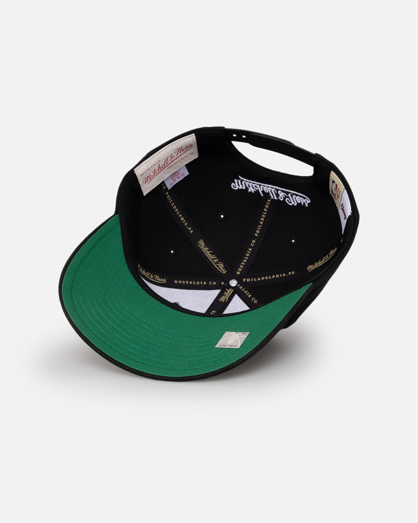 Mitchell & Ness Chicago Bulls NBA Finals Pro Crown Snapback Black