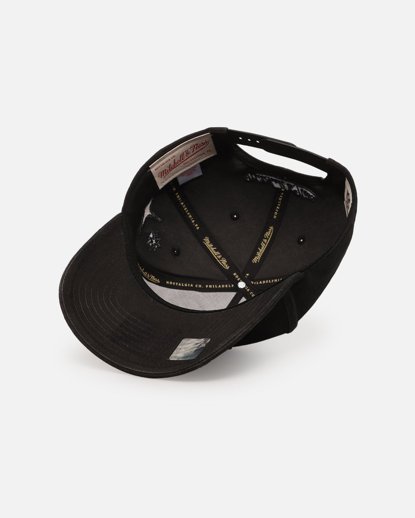 Mitchell & Ness Las Vegas Raiders 'Starburst' Pro Pinch Snapback Black