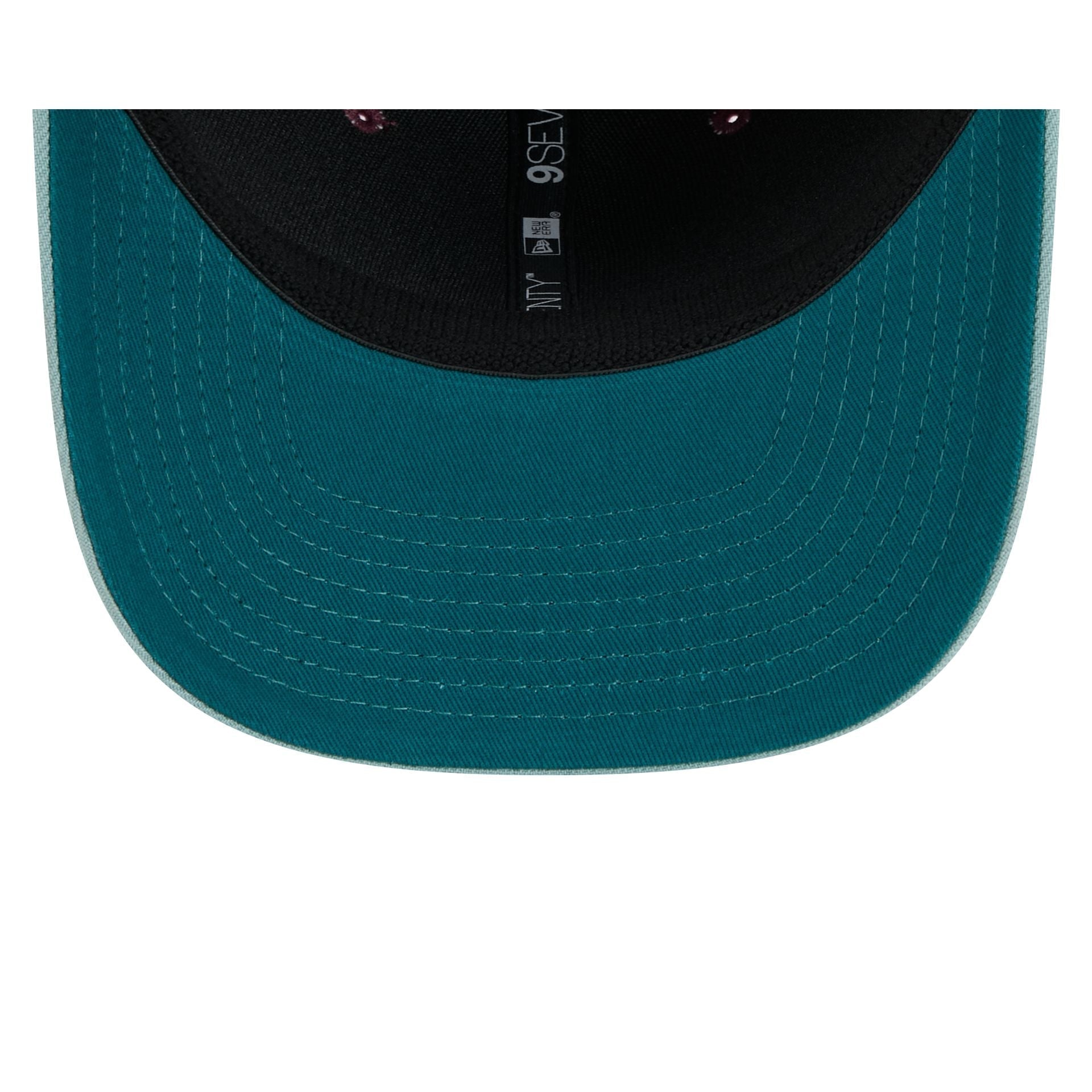 Winnipeg Jets Maroon 9SEVENTY Stretch-Snap Hat