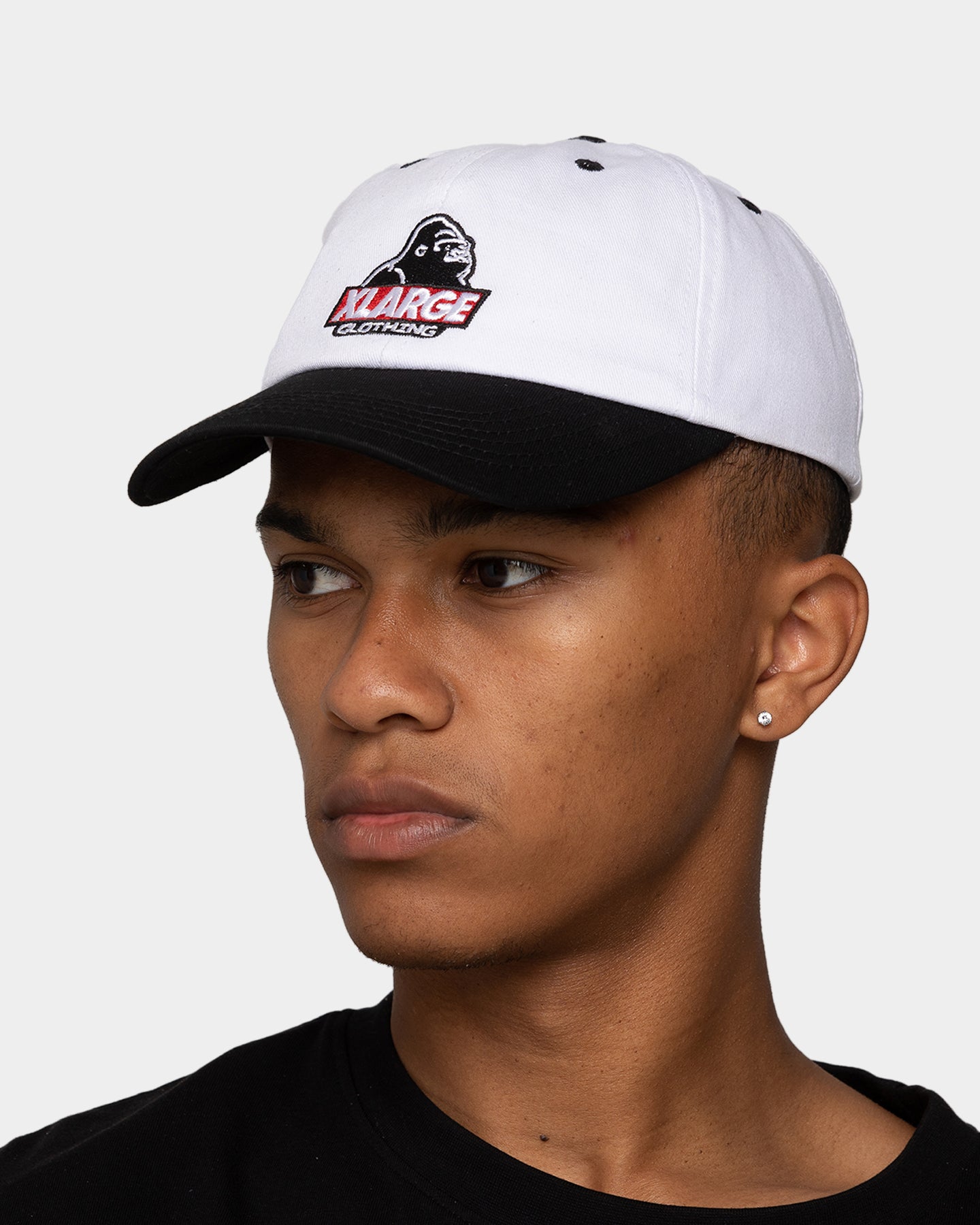 XLARGE Slanted Logo Snapback White/Black