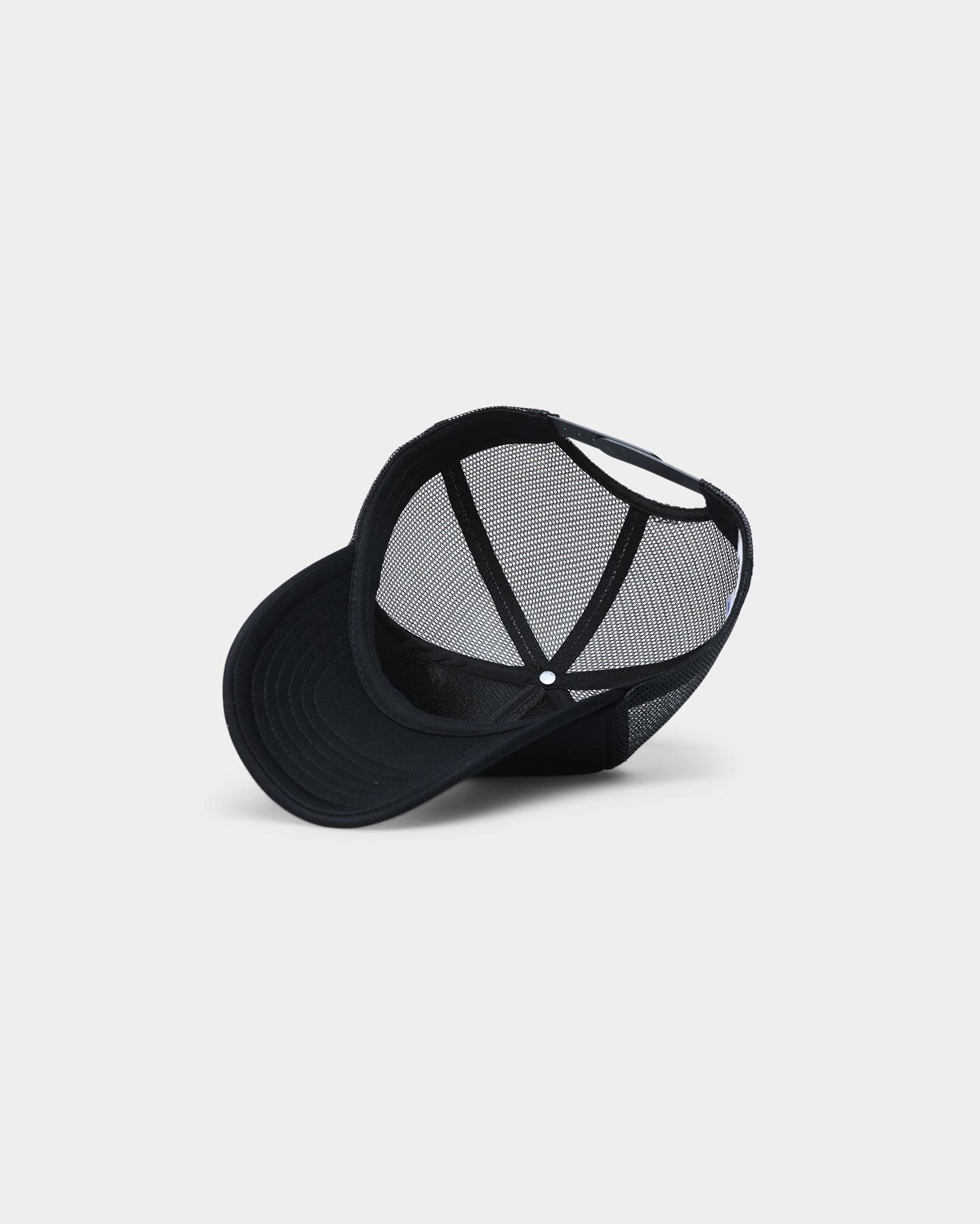 XLARGE Trucker Snapback Black/Black