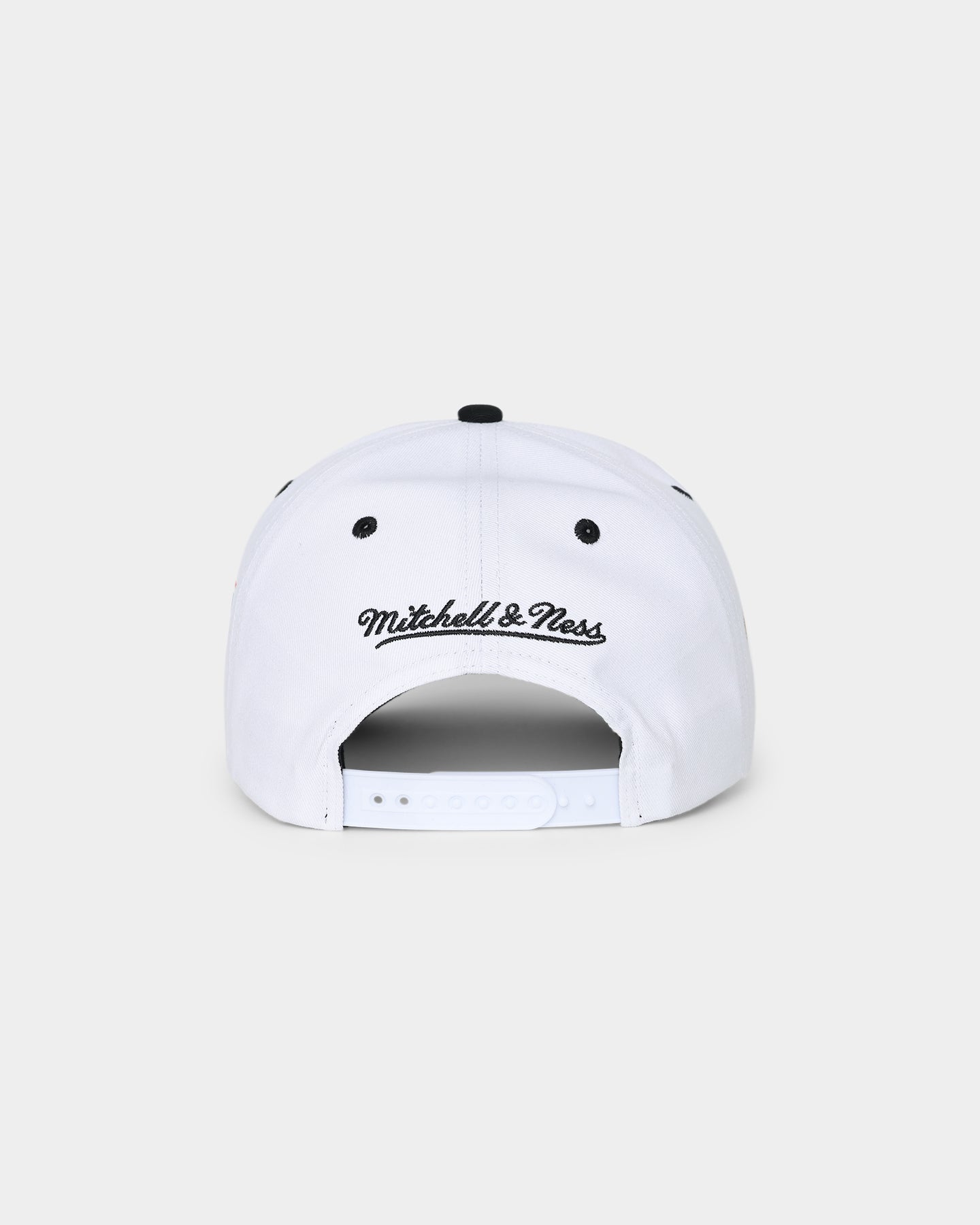 Mitchell & Ness Seattle Supersonics '96 Champs '1996 Bulls VS Sonics NBA Finals' Deadstock Snapback White