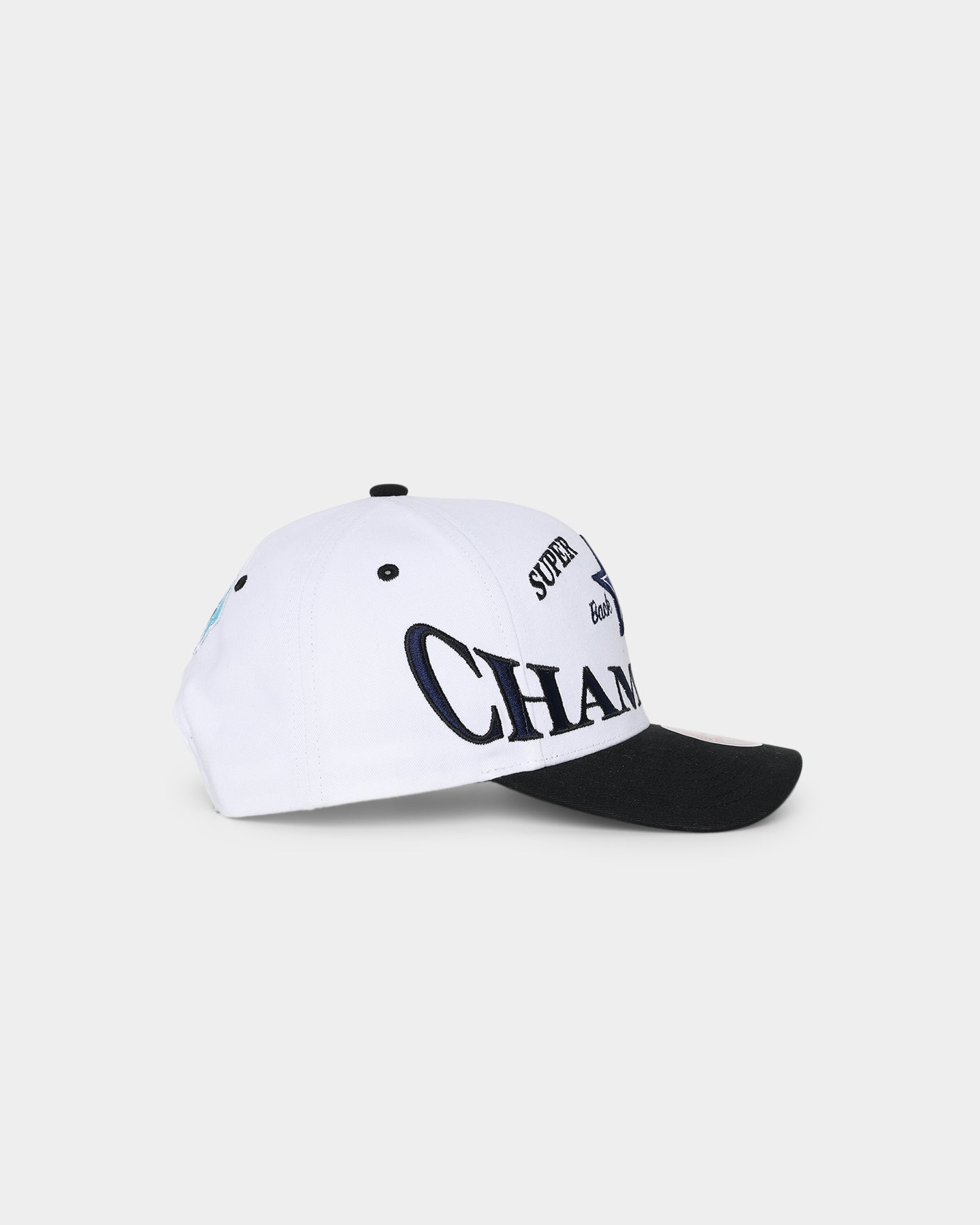 Mitchell & Ness Dallas Cowboys Back-To-Back Super Bowl Champions 'Dallas Cowboys Champs' Pro Crown Snapback Vintage White