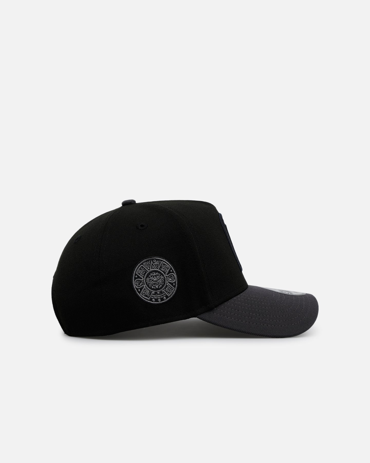 New Era Mexico National Baseball Team 'Stealth' 9FORTY A-Frame Snapback Black/Charcoal