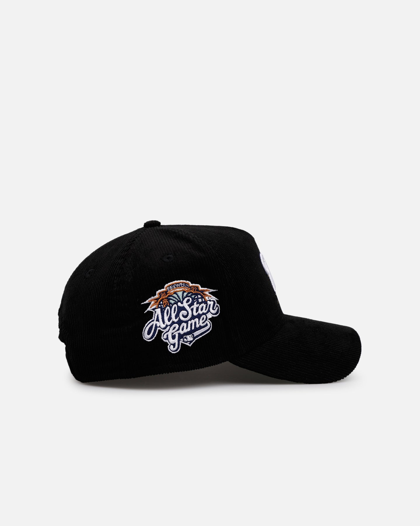 New Era Milwaukee Brewers 'Black Cord' 9FORTY A-Frame Corduroy Snapback Black