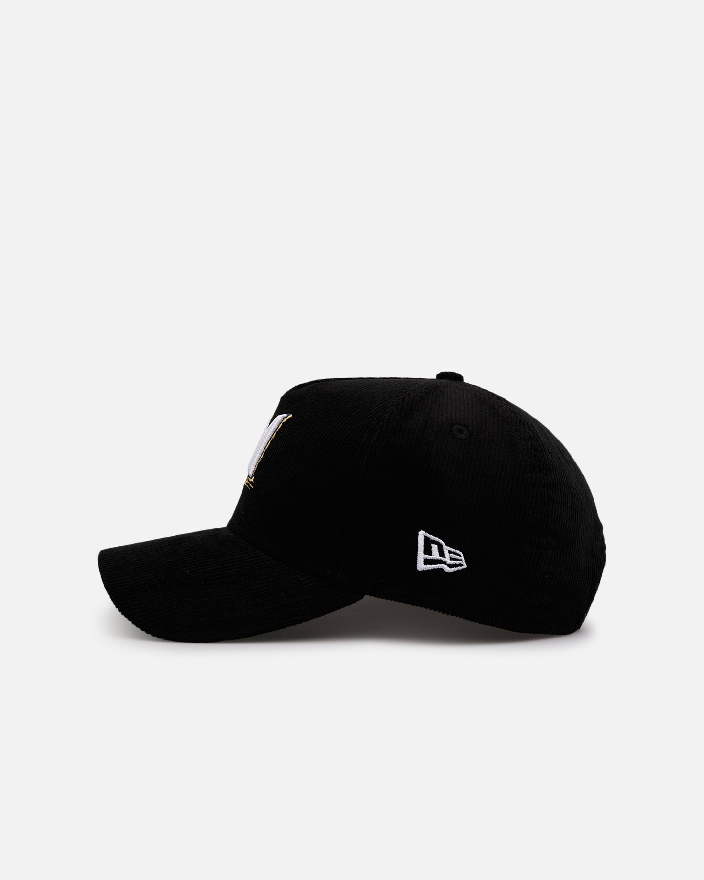 New Era Milwaukee Brewers 'Black Cord' 9FORTY A-Frame Corduroy Snapback Black