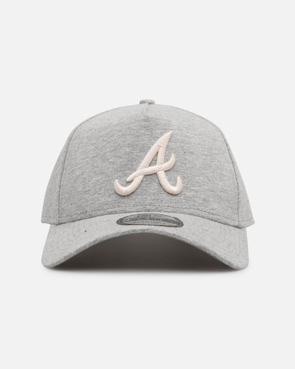 New Era Atlanta Braves 'Cozy' 9FORTY A-Frame Strapback Heather Grey