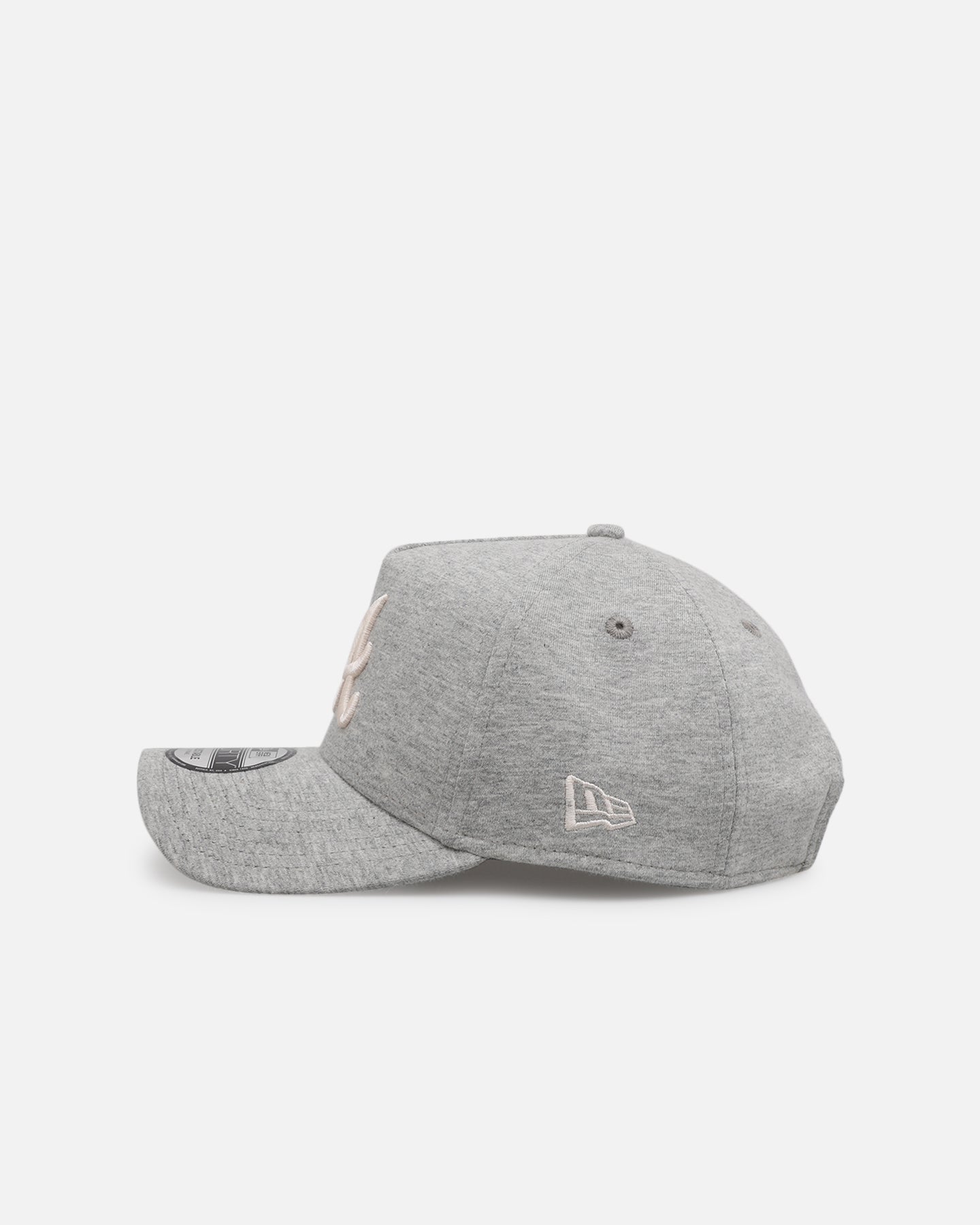New Era Atlanta Braves 'Cozy' 9FORTY A-Frame Strapback Heather Grey