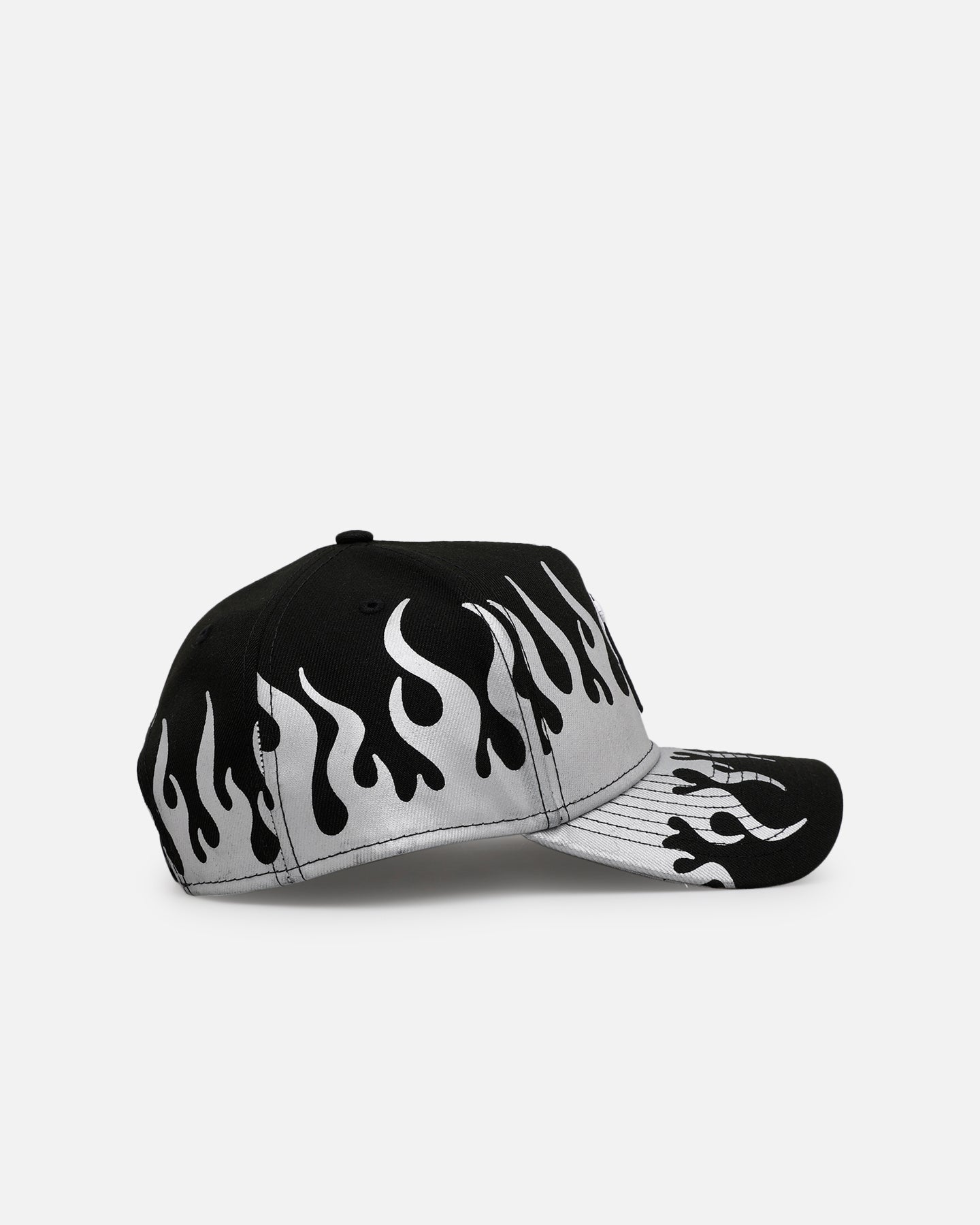 New Era Los Angeles Angels 'Metallic Flames' 9FORTY A-Frame Snapback Black/Silver