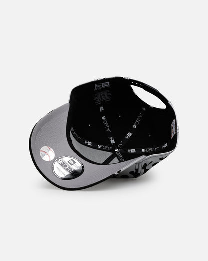 New Era Chicago Cubs 'Metallic Flames' 9FORTY A-Frame Snapback Black/Silver
