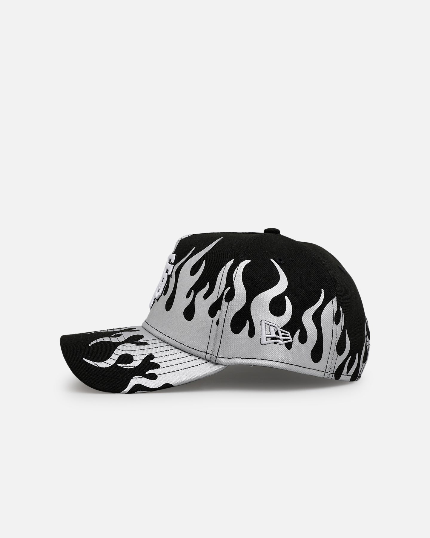New Era San Francisco Giants 'Metallic Flames' 9FORTY A-Frame Snapback Black/Silver