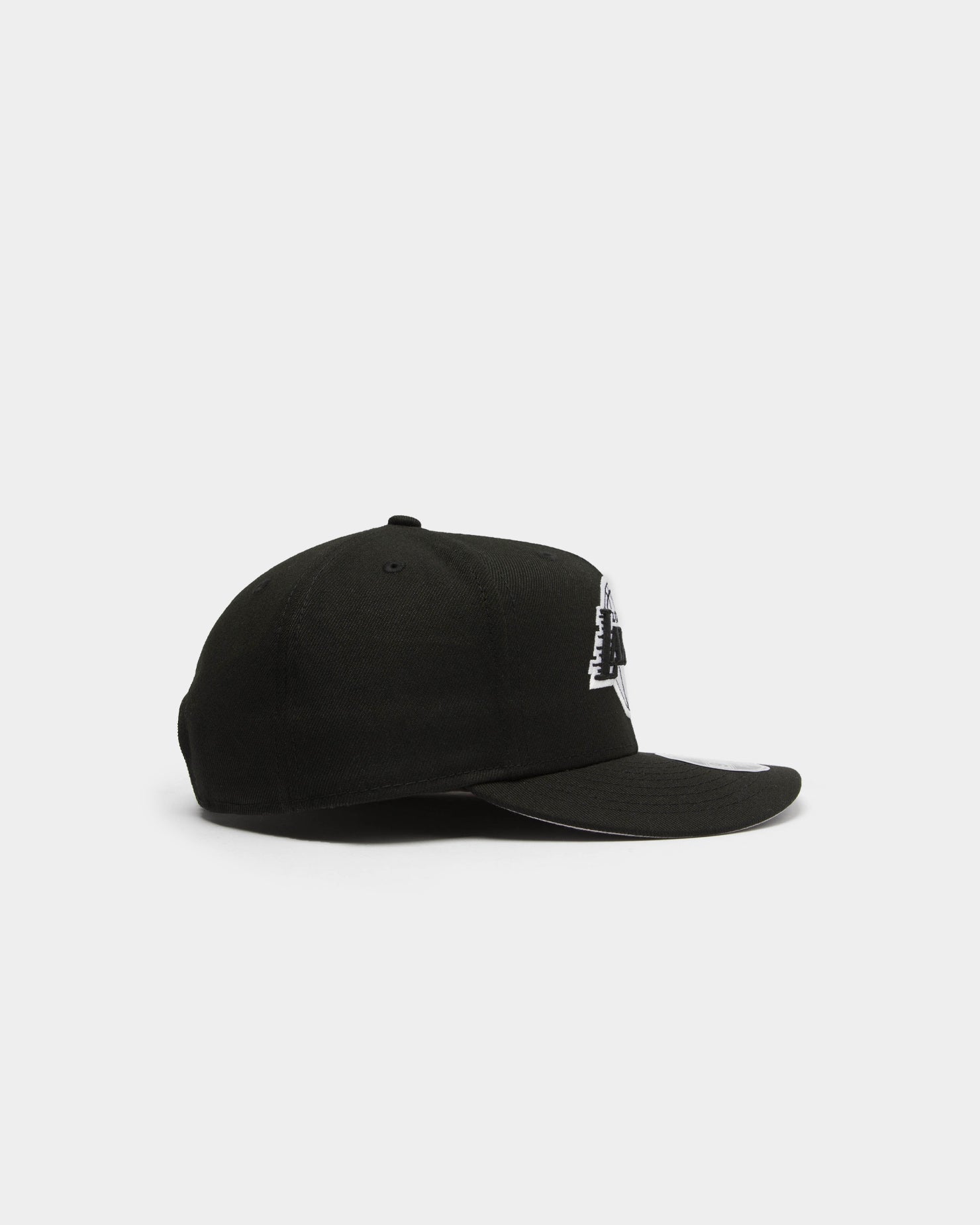 New Era Los Angeles Lakers 9FIFTY Retro High Crown Precurved Snapback Black