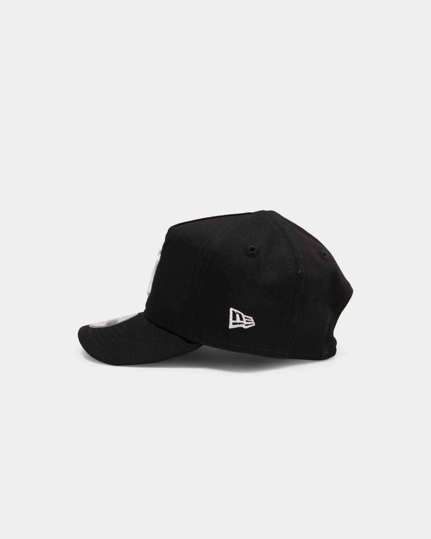 New Era Infant New York Yankees 9FORTY A-Frame Stretch Fit Black/White