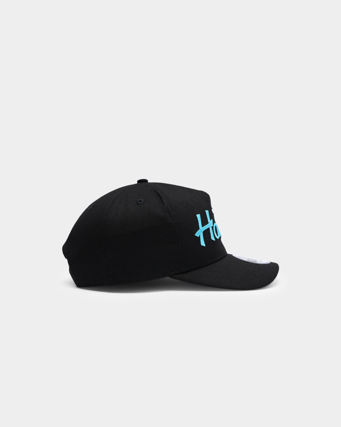 New Era Charlotte Hornets Coach Script Old Golfer Snapback Black