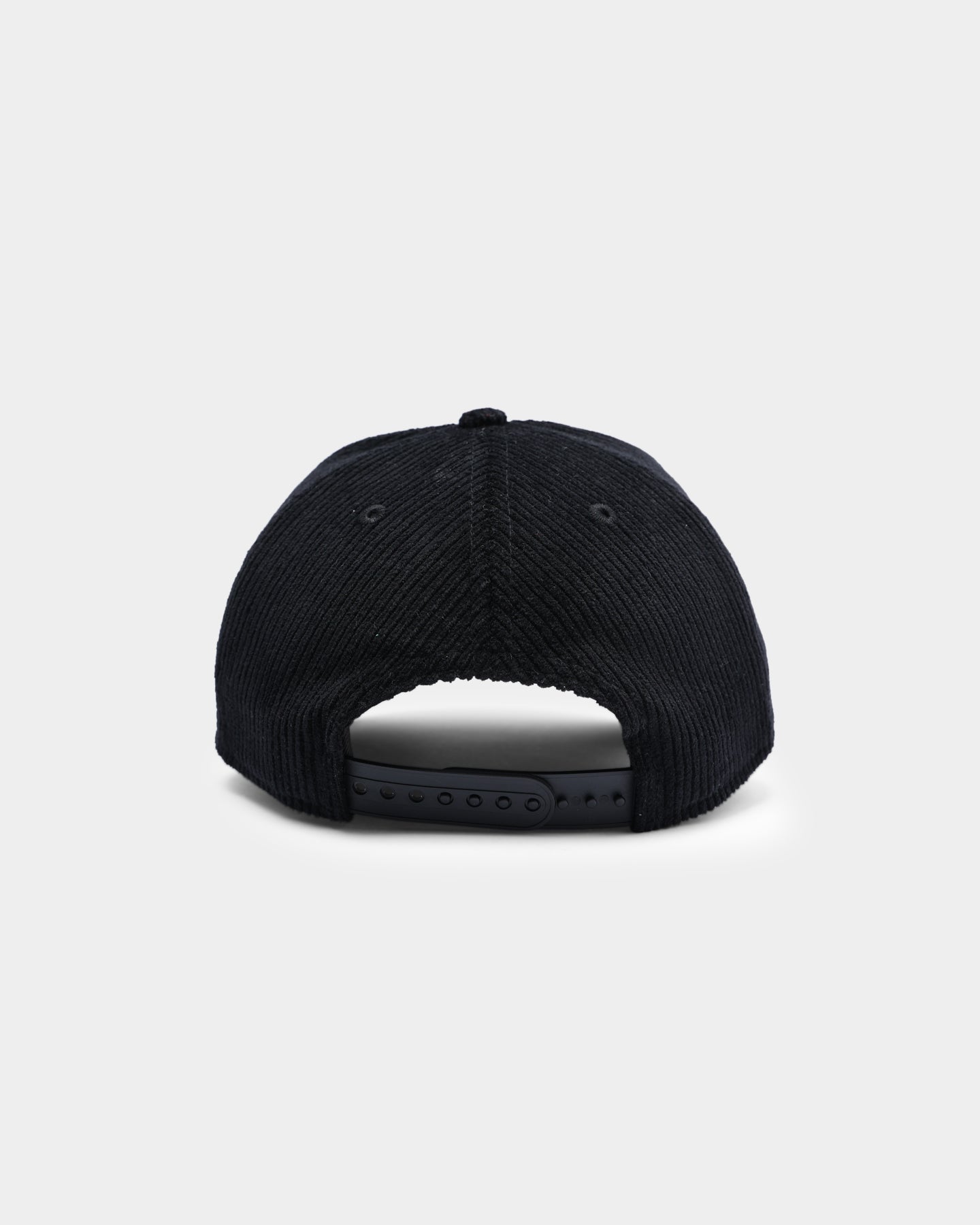 New Era Indianapolis Colts "Black Cord" Old Golfer Snapback Black