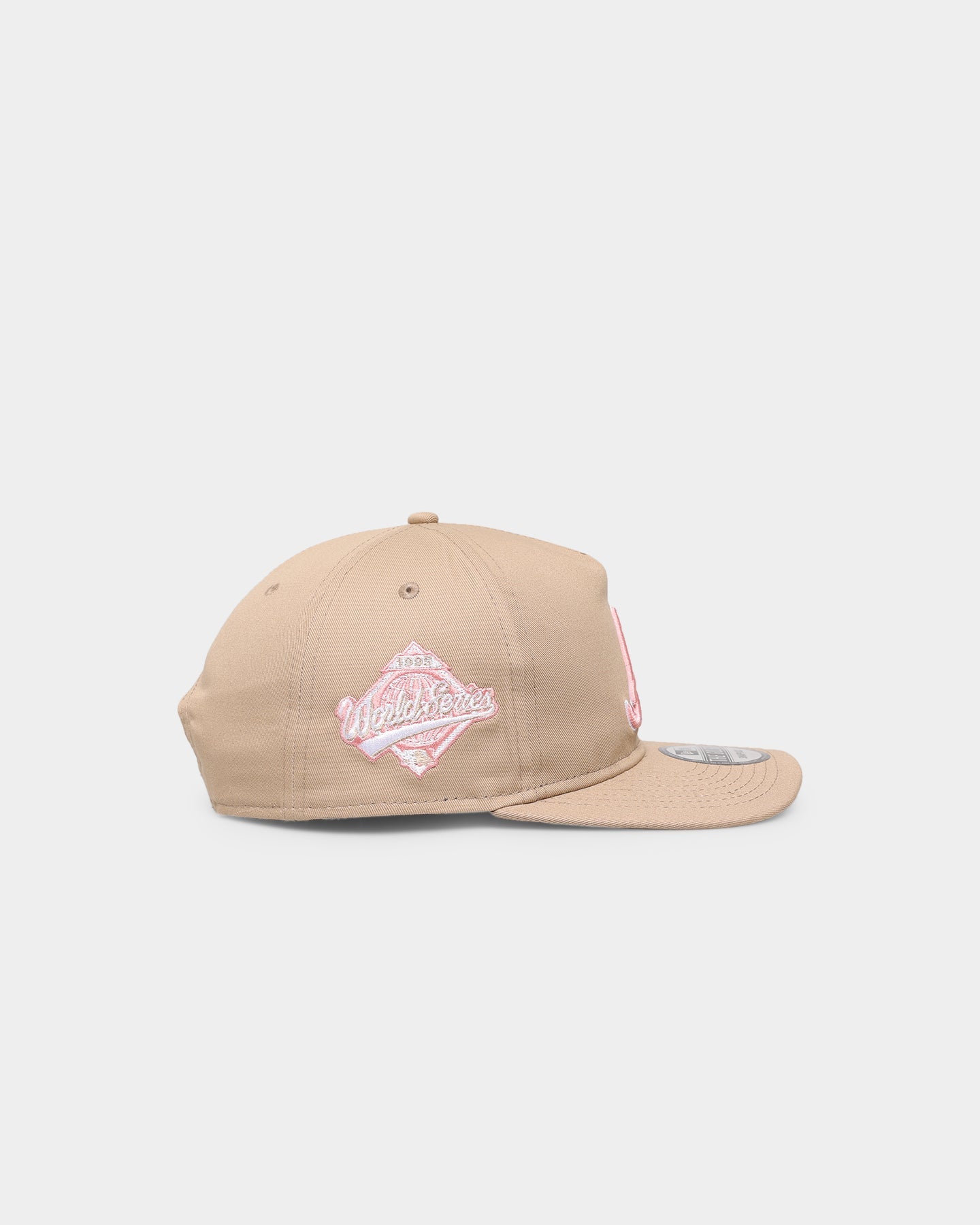 New Era Atlanta Braves 'Tumbleweed Sundae' Old Golfer Snapback Khaki/Pink
