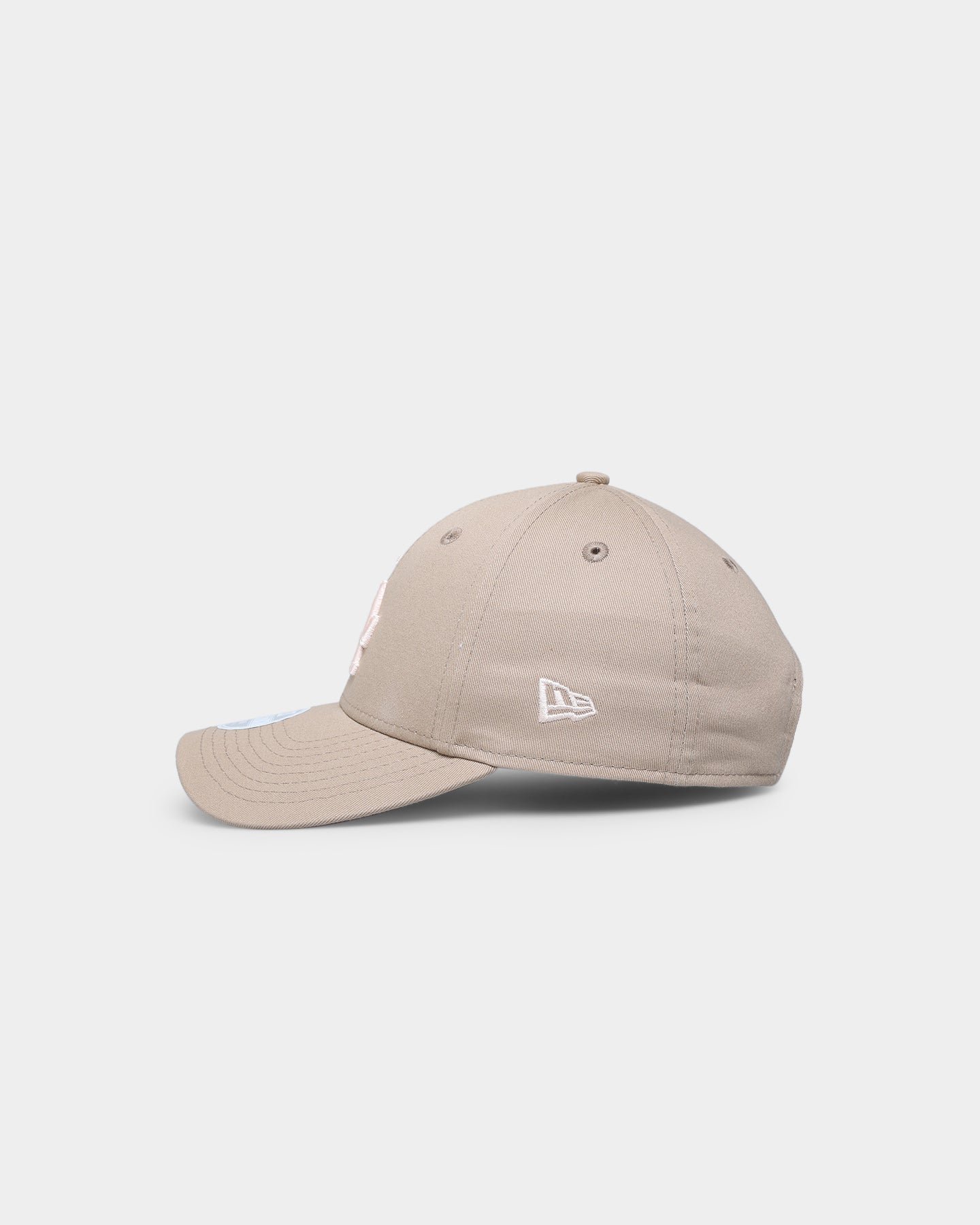 New Era Women's Los Angeles Dodgers 'Mother's Day' 9FORTY Casual Strapback Camel/Pink