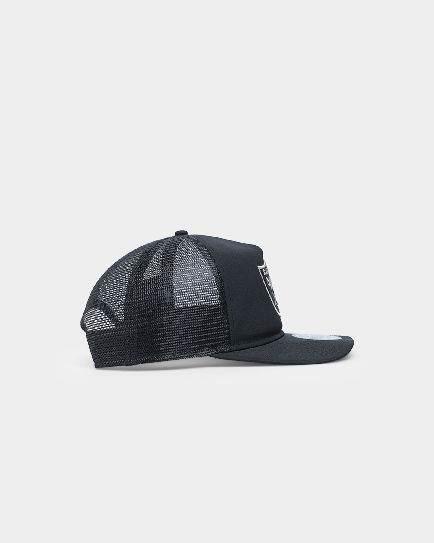 New Era Las Vegas Raiders 'Black Stone' Prolight Golfer Trucker Snapback Black/Stone