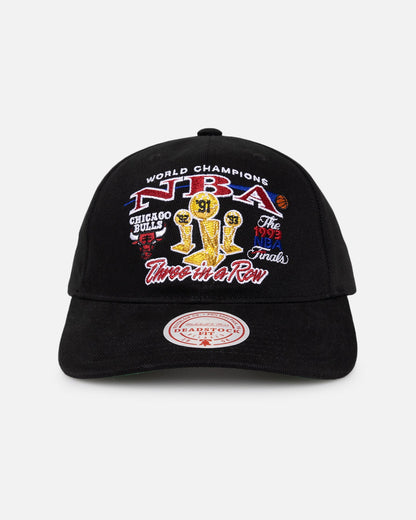 Mitchell & Ness Chicago Bulls NBA Finals Pro Crown Snapback Black