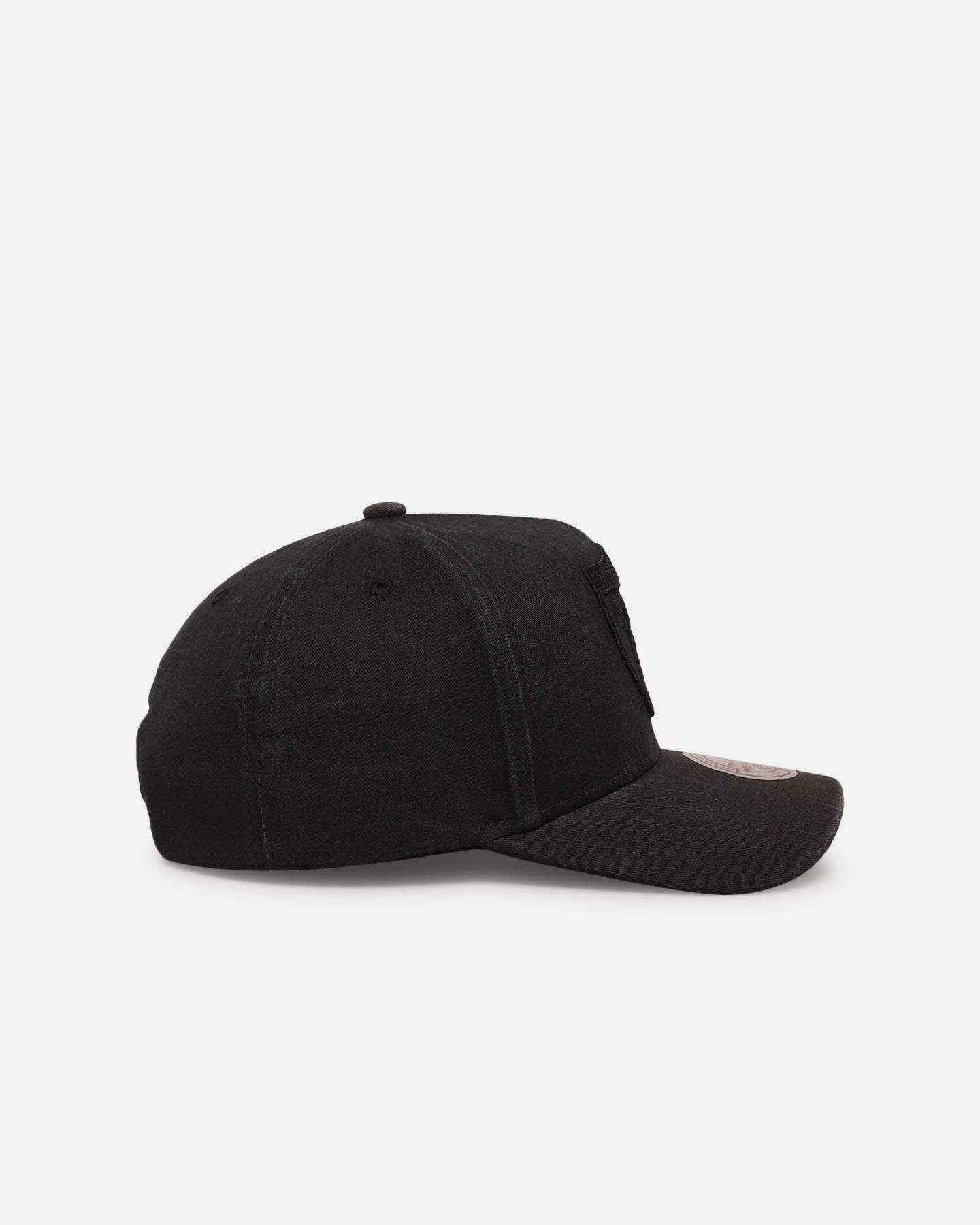 Mitchell & Ness Las Vegas Raiders 'Starburst' Pro Pinch Snapback Black