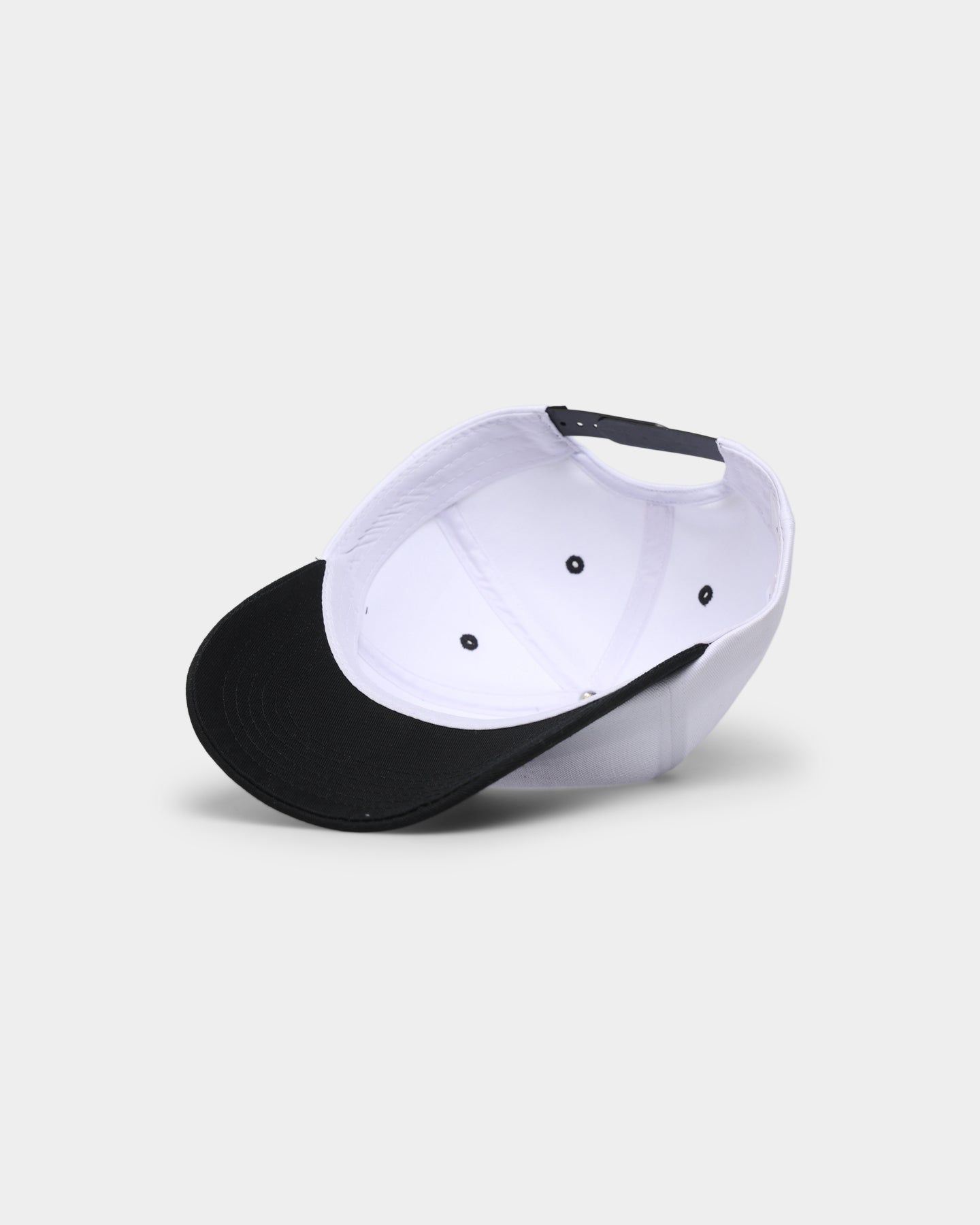 XLARGE Slanted Logo Snapback White/Black